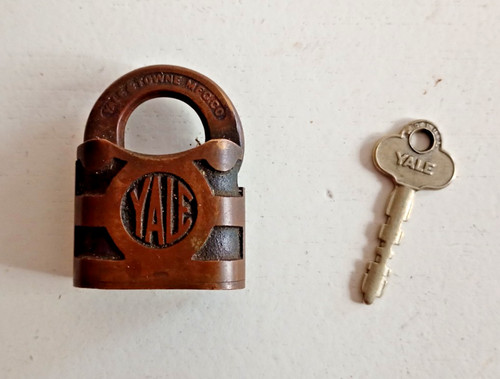 Small vintage yale brass - small,