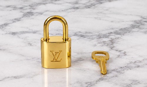 Authentic louis vuitton - authentic,