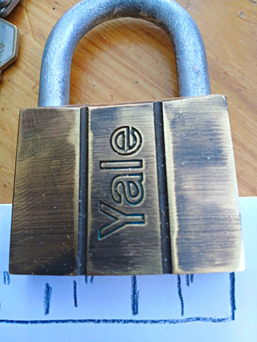 Yale keyed padlock - keyed,