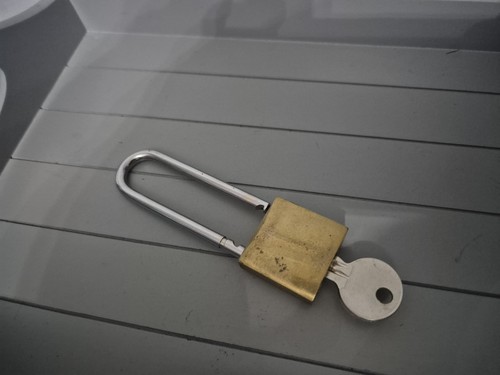 Brass padlock long - brass,